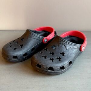 Disney Mickey Crocs Black Red Slip On Comfort Shoes Women 8-9 & Men 6-7 Unisex